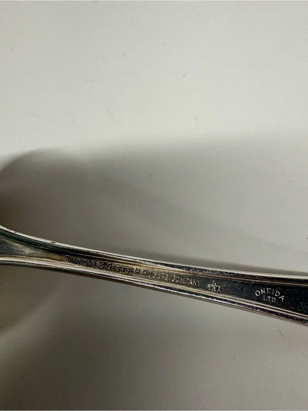Vintage Roger’s Silverplate Gravy Ladle Floral Scroll